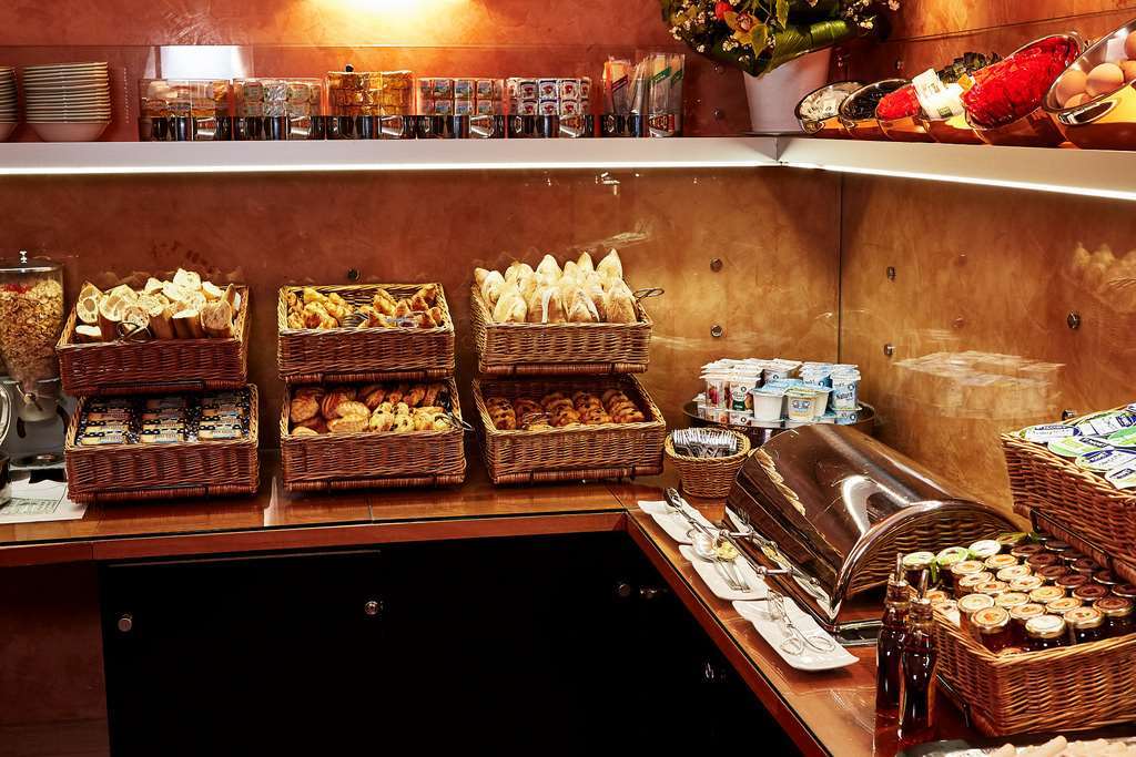 Hotel Opera Cadet Paris Restoran fotoğraf